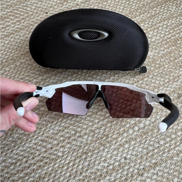 Oakley Radar Sunglasses - Picture 6 of 11